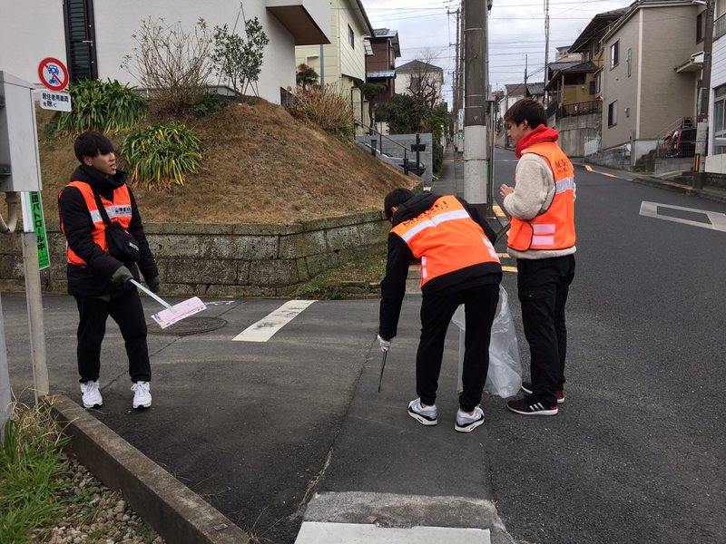 体育会所属学生による地域清掃を実施いたしました