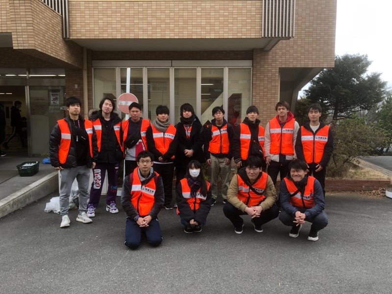 体育会所属学生による地域清掃を実施いたしました