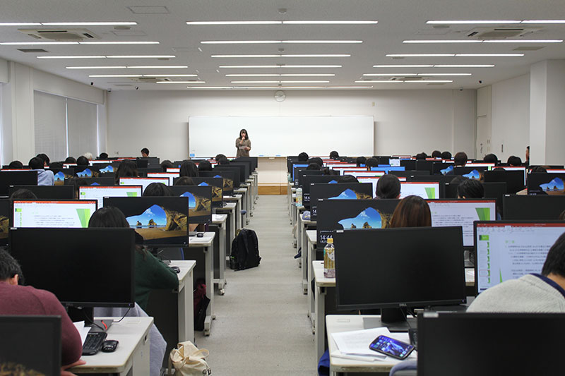 卒業論文優秀作発表会の様子