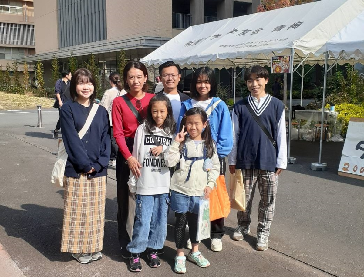 ゲストスピーカーとして講演をされたアテネオリンピック水泳200mバタフライ日本代表の高橋友喜子さんご家族が星友祭に参加 ...