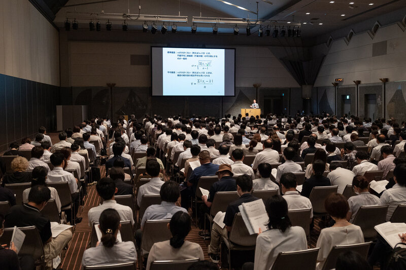 講演の様子の写真