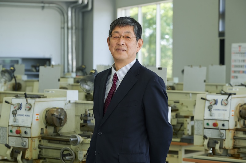 理工学部 宮本岳史教授