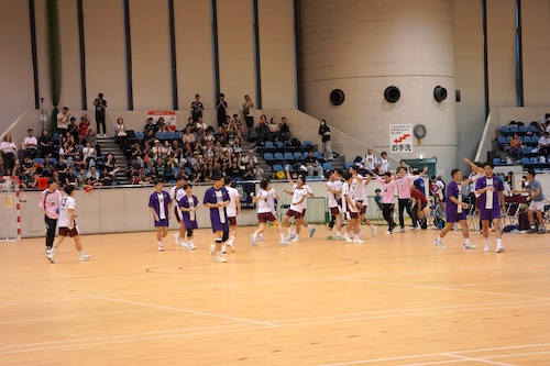 緊迫した一戦、勝利の瞬間