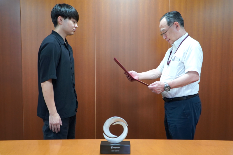 「学長特別賞」授与