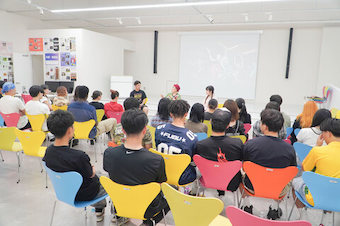 トークセッションの様子