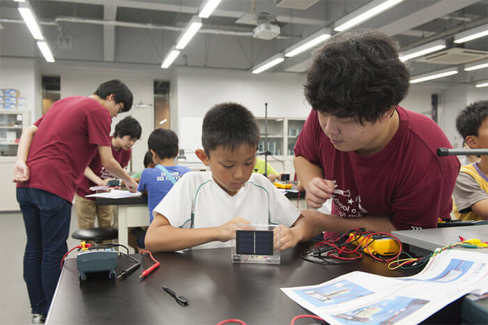 夏休み科学体験教室の様子3