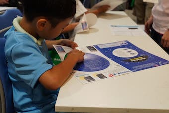 星座早見盤工作と'Mitaka'で巡る最新の宇宙の姿