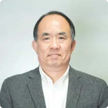 建築学部　教授 西浦 定継